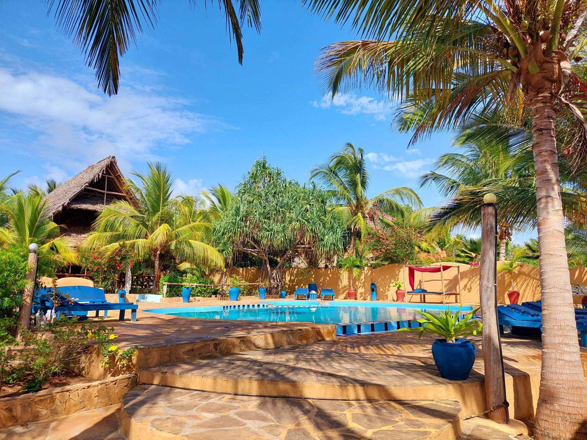 Queen Of Sheba Beach Lodge Pongwe Extérieur photo