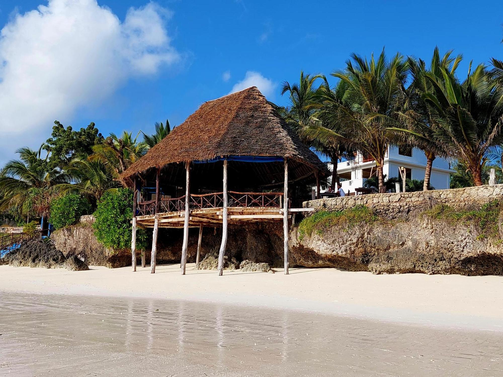 Queen Of Sheba Beach Lodge Pongwe Extérieur photo