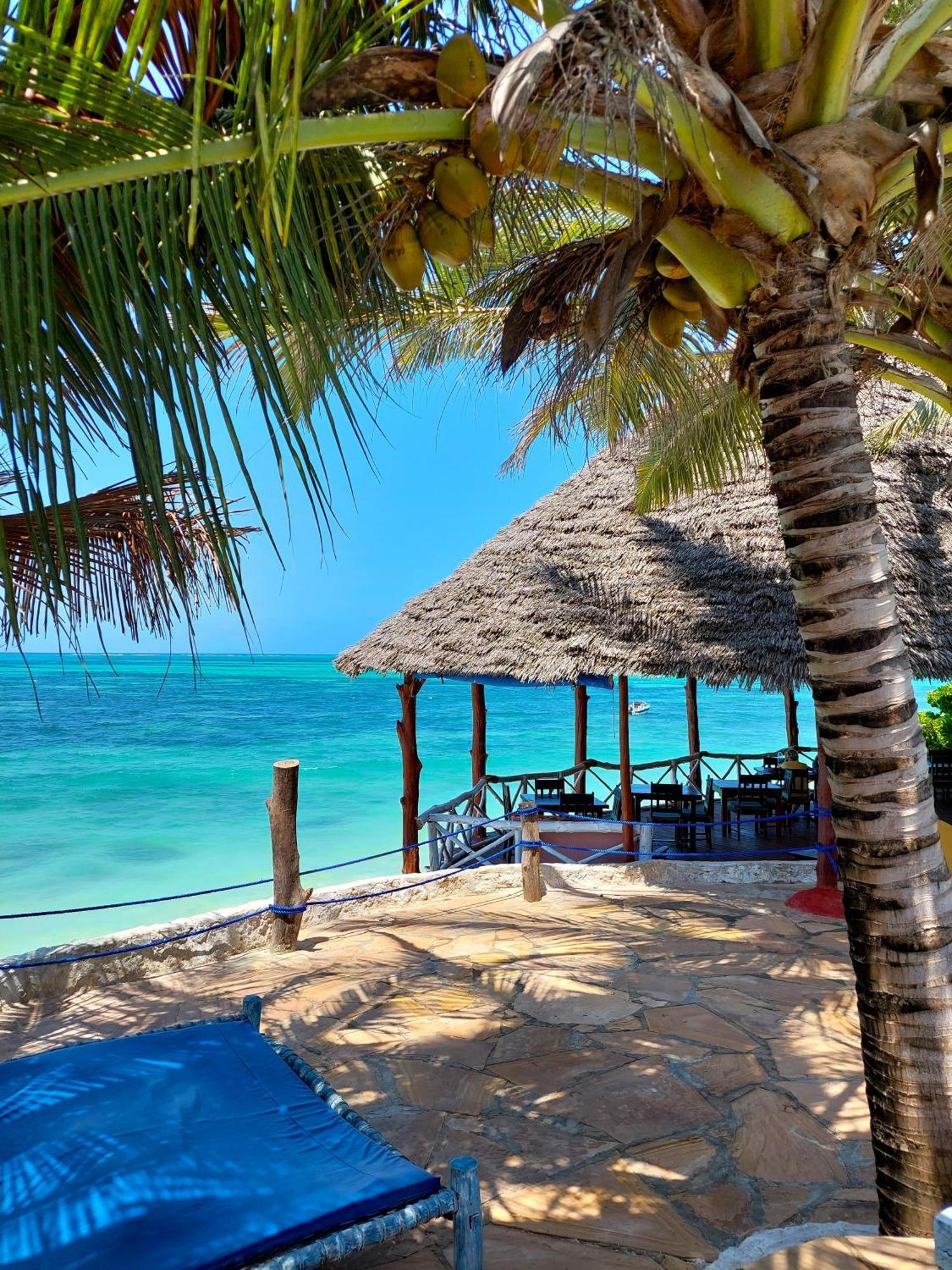 Queen Of Sheba Beach Lodge Pongwe Extérieur photo